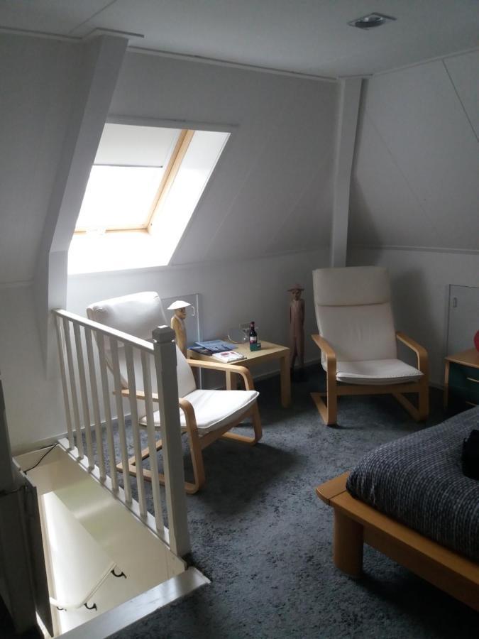 B En B 'T Pekeltje Bed and Breakfast Medemblik Exteriör bild