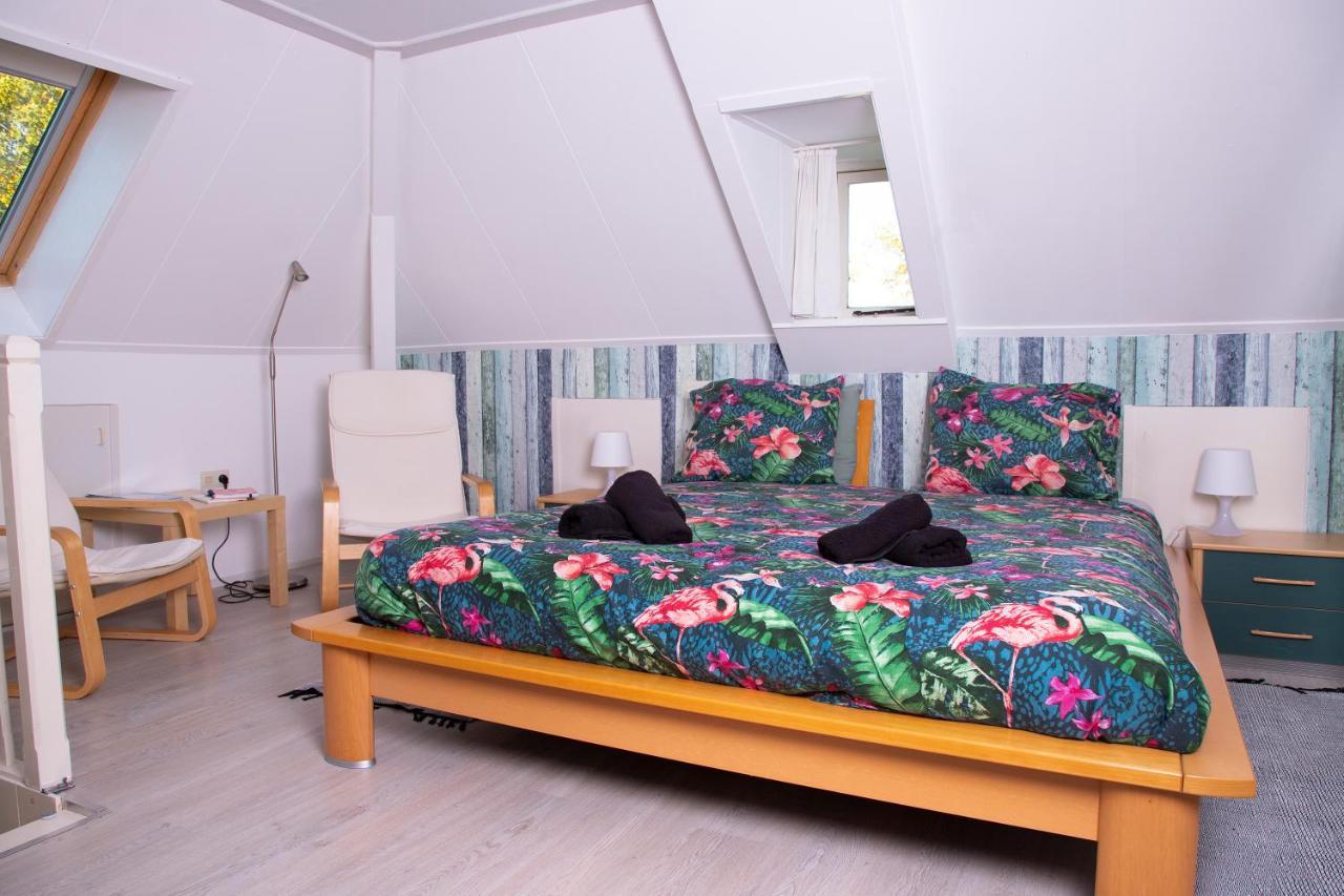 B En B 'T Pekeltje Bed and Breakfast Medemblik Exteriör bild