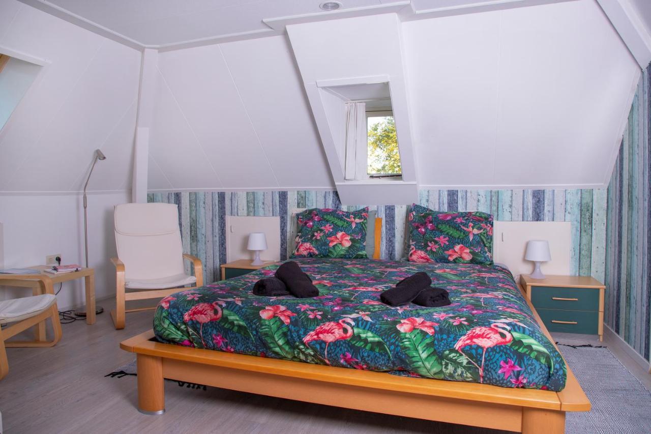 B En B 'T Pekeltje Bed and Breakfast Medemblik Exteriör bild