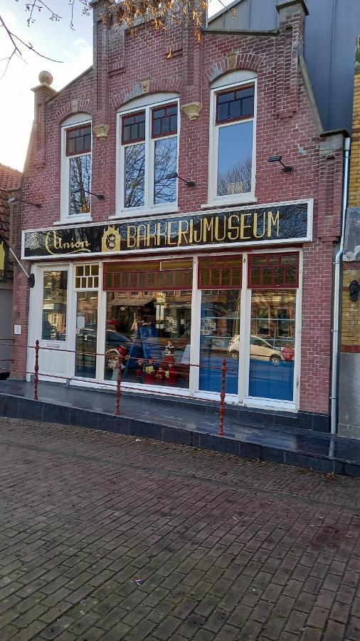 B En B 'T Pekeltje Bed and Breakfast Medemblik Exteriör bild
